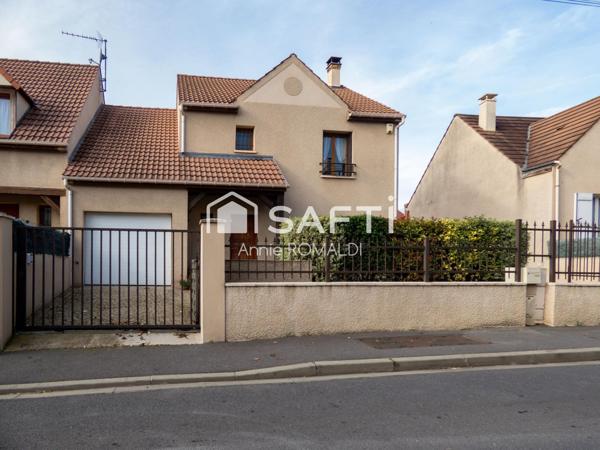 Maison de 109 m² -  Non mitoyenne – 5 pièces – 4 chambres - Jardin de 300 m² -