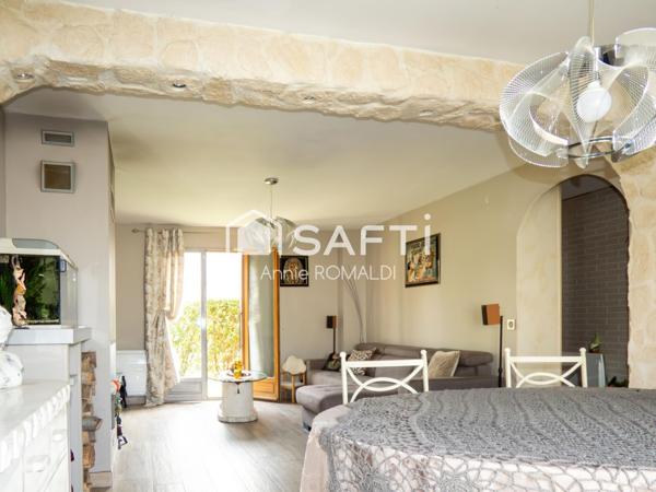 Maison de 109 m² -  Non mitoyenne – 5 pièces – 4 chambres - Jardin de 300 m² -