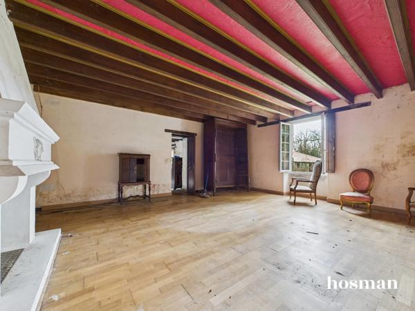 Magnifique propriété en pierres de 125 m² avec dépendance et grand terrain - La Surmenière à Couëron