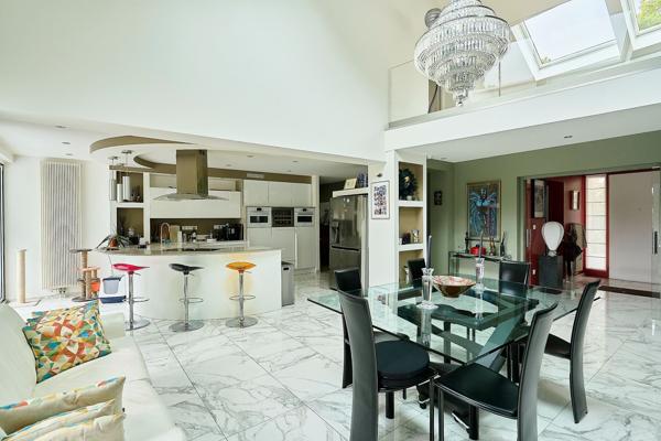 Vente Maison de luxe Marcq-en-Barœul 8 Pièces 245.77 m²