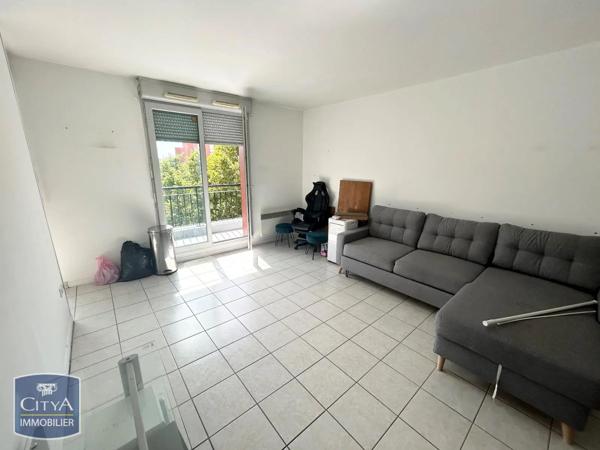 Appartement à louer 2 pièces 48.67m² Valenciennes (59300)