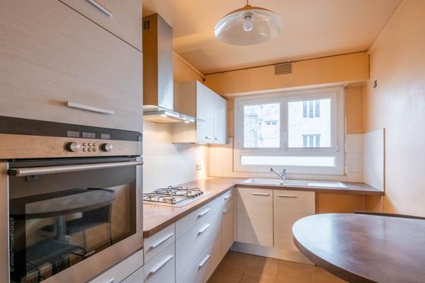 Paris (75014) APPARTEMENT AVEC VUE DÉGAGÉE