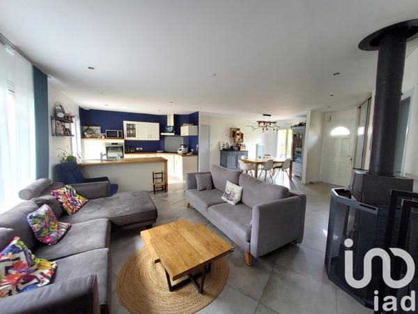 Maison à vendre 5 pièces 145 m² Écuillé