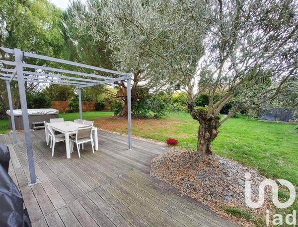 Maison à vendre 5 pièces 145 m² Écuillé