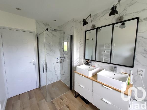 Maison à vendre 5 pièces 145 m² Écuillé