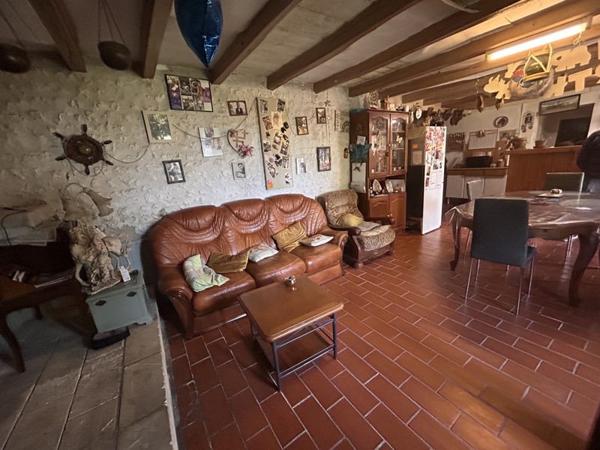 Maison à vendre |  Montignac-le-Coq |  3 pièces | 110 m²