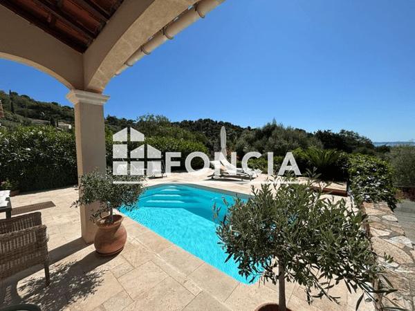 À vendre Maison 5 pièces 93 m² - Bormes-les-mimosas 83230