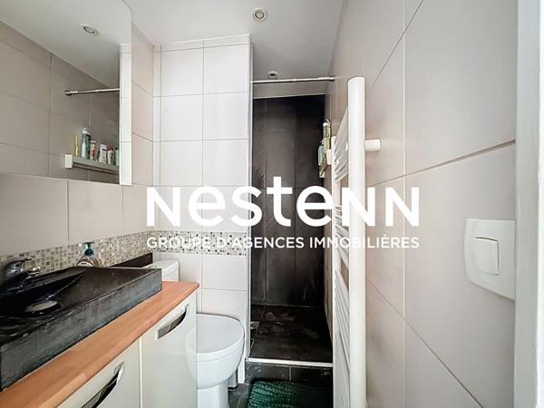 Exclusivité - Appartement deux pièces en très bon état secteur Batignolles rue Truffaut - Pont Cardinet - Brochant - Rome
