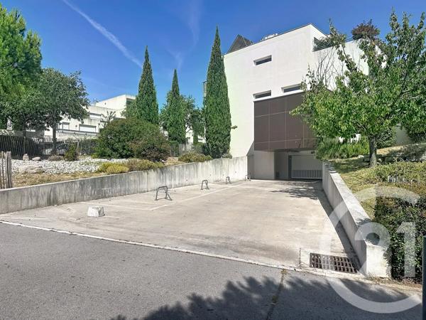 Parking à vendre  52 m 2   MONTPELLIER  - 34
