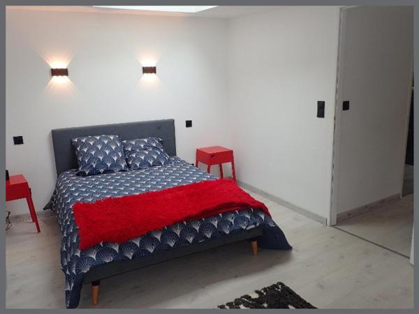 " Coup de Coeur " LOFT Rénové de 117 m² au Centre du Pentagone - Loué