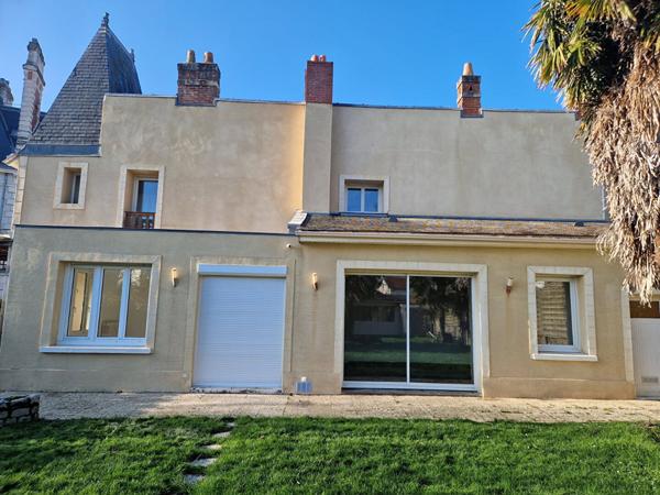 ROND POINT DE RENNES MAISON A LOUER ,  
Nantes 44300