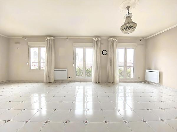Appartement traversant vue dégagée cœur de Poissy