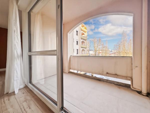 Appartement à vendre 3 pièces FONTAINE LES DIJON (21)