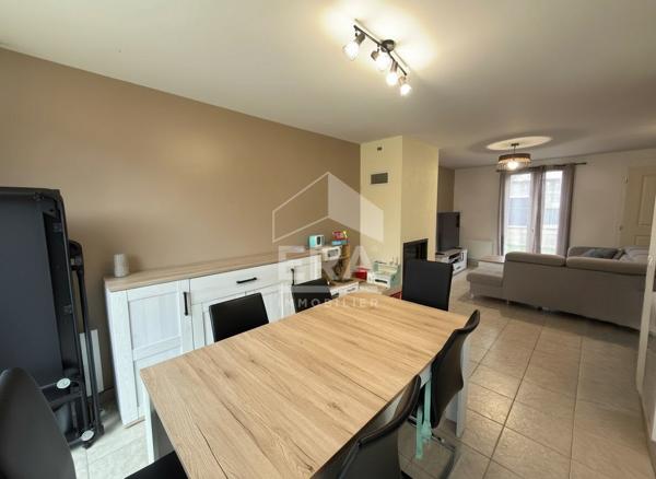 Maison récente de 2012 à Mormant