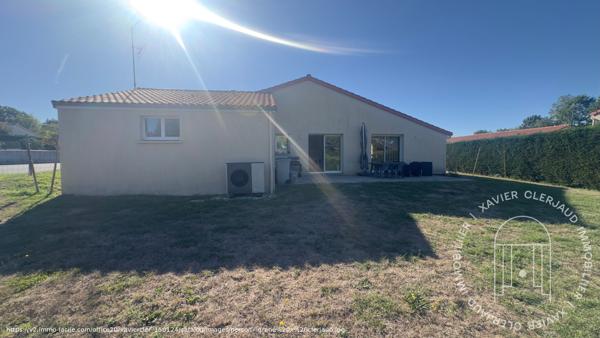Maison Saint Pierre Des Echaubrognes 5 pièce(s) 133.34 m2 , Saint pierre des echaubrognes