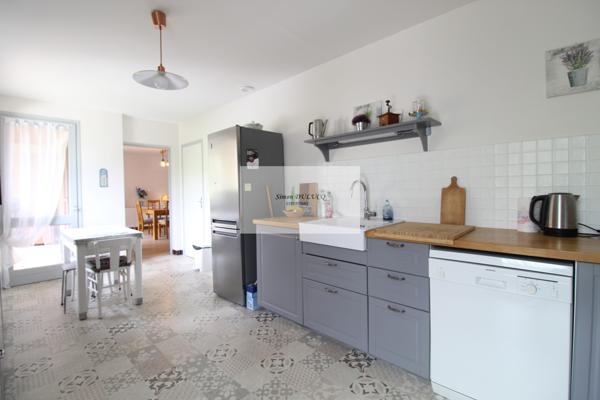 Vabres-l'Abbaye (12400) Maison 5 pièces - 128m² avec garage, piscine et terrain arboré