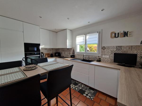 Villers-Cotterêts (02600) A VILLERS-COTTERETS MAISON AVEC SOUS-SOL TOTAL DE 105 m²