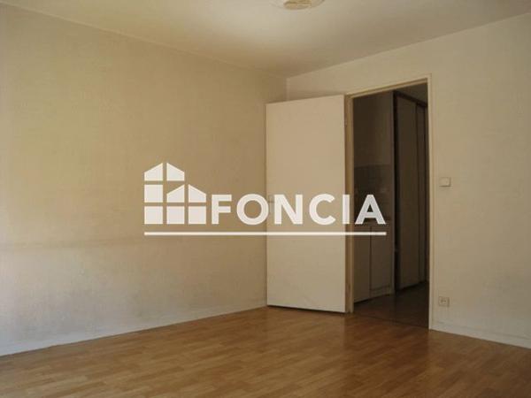 Location Studio 21.2 m² - 4 RUE D'ISLY _ (SQUARE HABITAT) Lille 59000