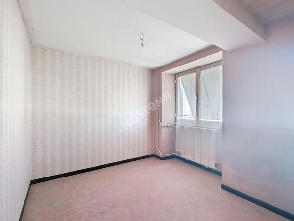 Maison familiale 10 pièces à vendre - Montaigu Vendée