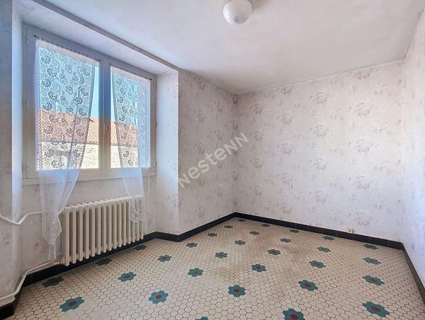 Maison familiale 10 pièces à vendre - Montaigu Vendée