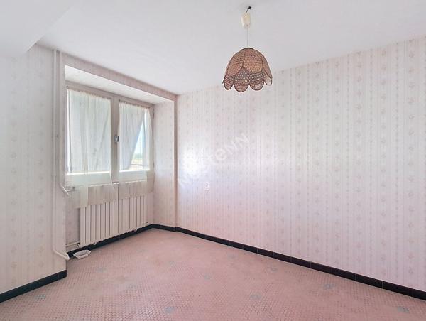 Maison familiale 10 pièces à vendre - Montaigu Vendée