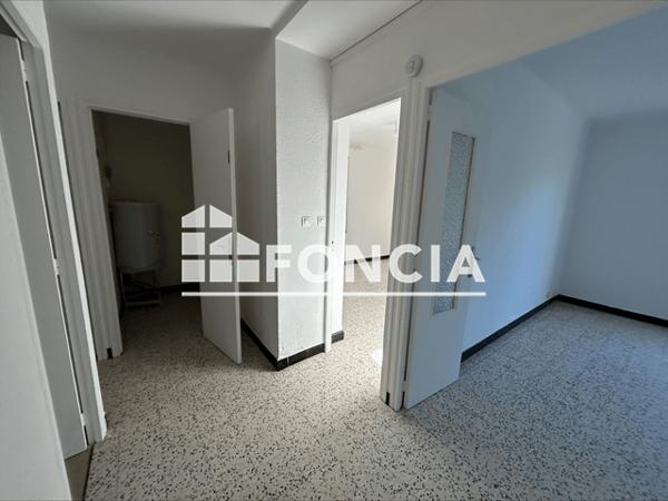 Location Appartement 2 pièces 45.6 m² - 16-18 RUE DE VALMY Nimes 30000