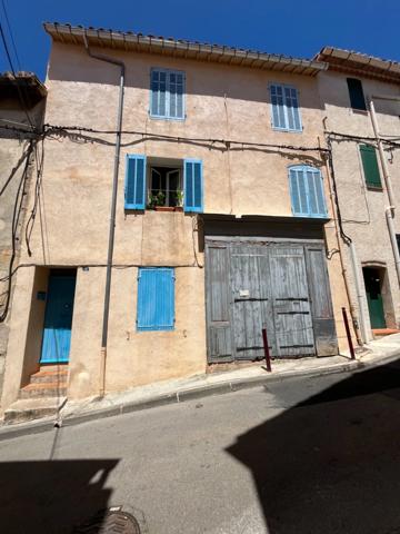 ALLAUCH VILLAGE – MAISON EN PIERRE À RÉNOVER - COMBLES et REZ DE CHAUSSEE AMÉNAGEABLES