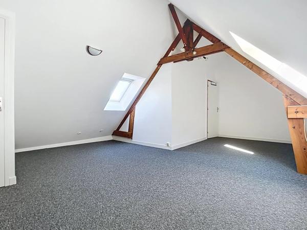 Maison avec extension possible – Quartier résidentiel