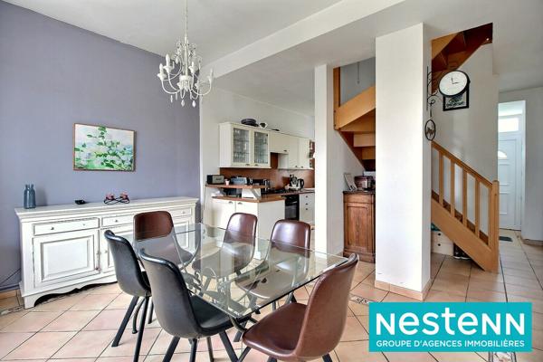 Maison de charme 110 m² avec jardin arboré, garage et stationnements Décines Charpieu