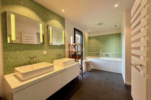 La Rochelle (17000) LA ROCHELLE - EXCEPTIONNELLE VILLA D'ARCHITECTE