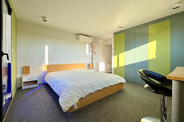 La Rochelle (17000) LA ROCHELLE - EXCEPTIONNELLE VILLA D'ARCHITECTE