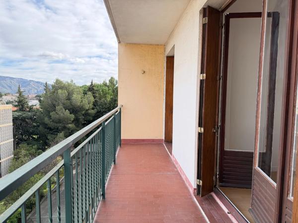 Rue Poucel - 13004 - Quartier résidentiel - T3 - 73m2  6ème étage + 2 Balcons/Terrasses + Cave  -  234 000 euro