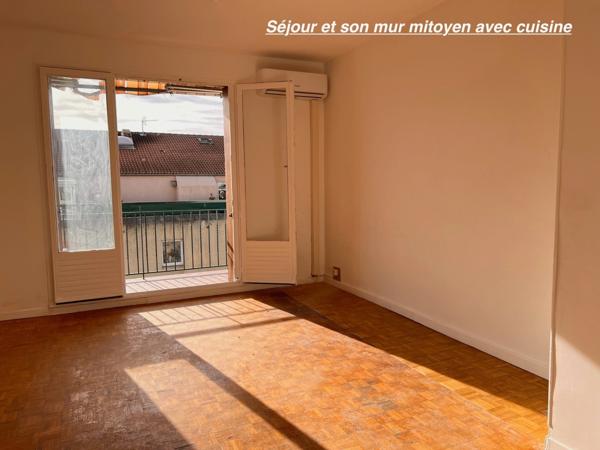 Rue Poucel - 13004 - Quartier résidentiel - T3 - 73m2  6ème étage + 2 Balcons/Terrasses + Cave  -  234 000 euro