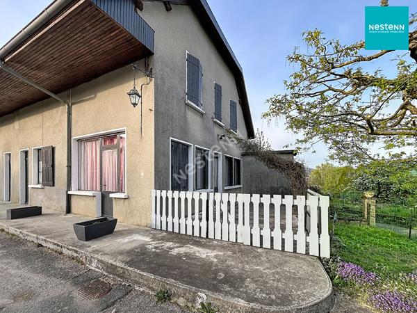 MESIGNY  A vendre, une maison de village à rénover de 6 pièces de 153m²