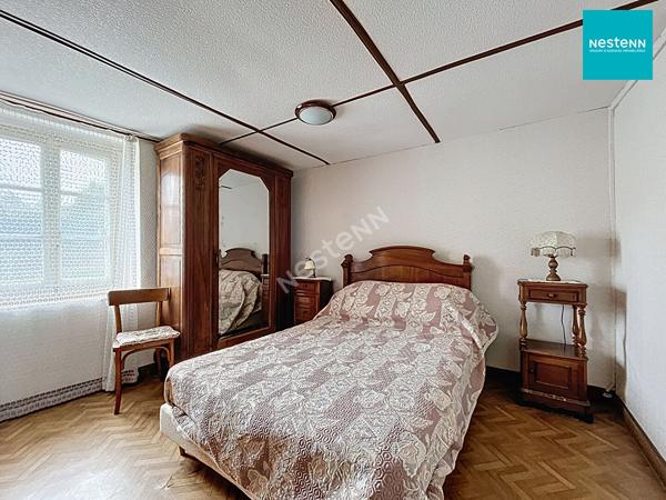 MESIGNY  A vendre, une maison de village à rénover de 6 pièces de 153m²
