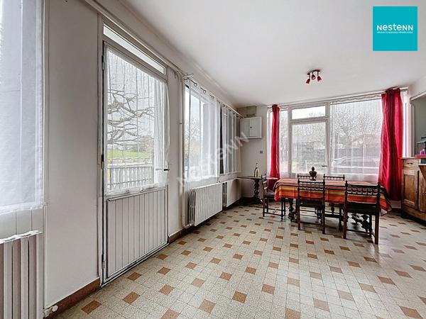 MESIGNY  A vendre, une maison de village à rénover de 6 pièces de 153m²