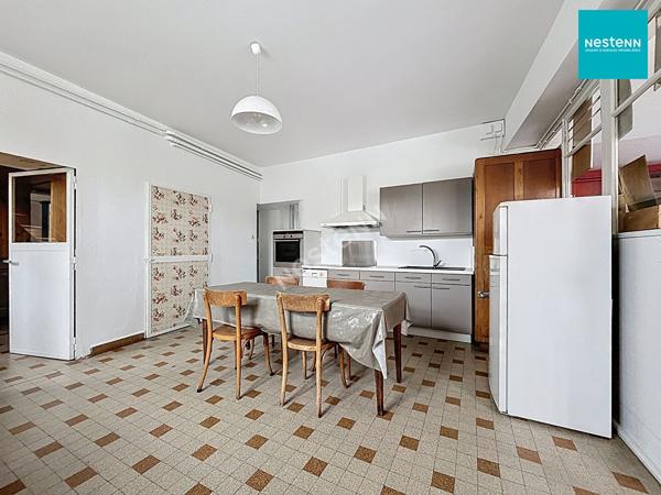 MESIGNY  A vendre, une maison de village à rénover de 6 pièces de 153m²