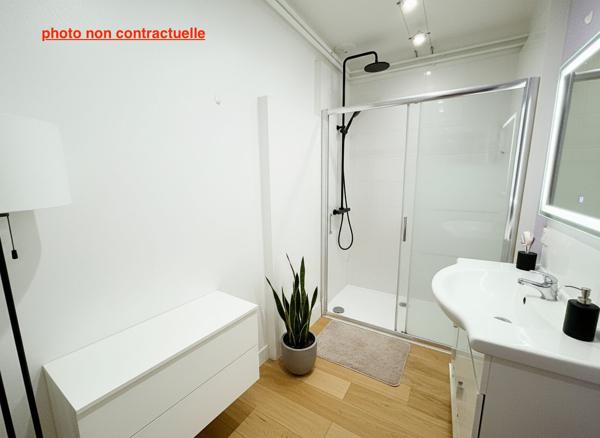 À vendre - Maison mitoyenne 2 côtés, 3 pièces située à Savigné-sur-Lathan (37340)