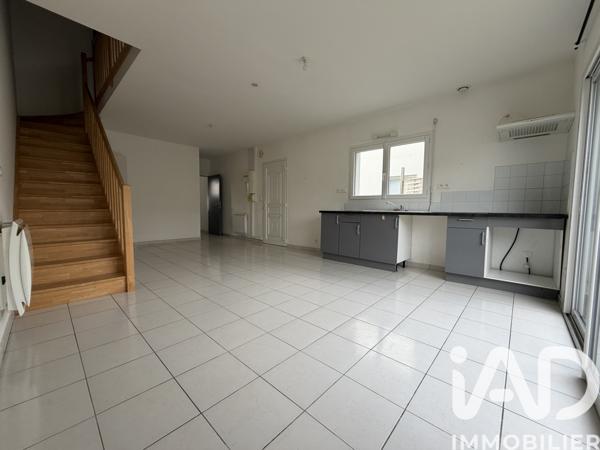 Location maison 4 pièces 79 m² Puceul