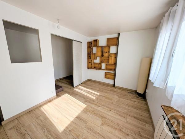 Appartement F1 à vendre  1 pièce - 34 m2 LIVRY GARGAN - 93