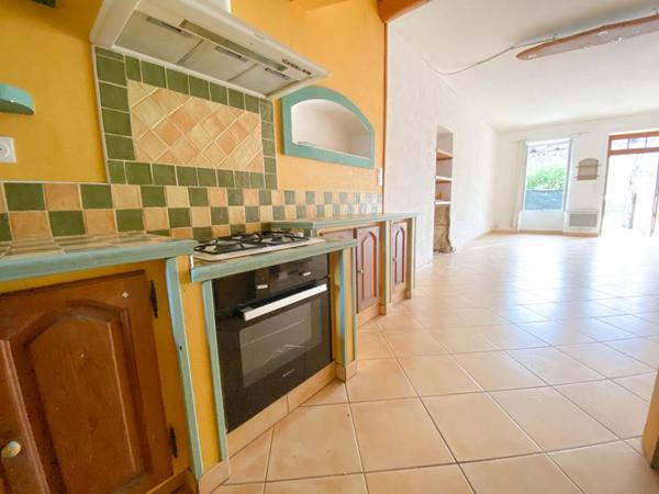 A VENDRE BARBENTANE, MAISON 88M², 2 CHAMBRES, TERRASSES, PARKING
