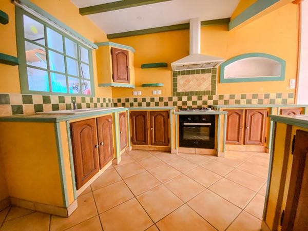 A VENDRE BARBENTANE, MAISON 88M², 2 CHAMBRES, TERRASSES, PARKING