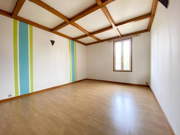 A VENDRE BARBENTANE, MAISON 88M², 2 CHAMBRES, TERRASSES, PARKING