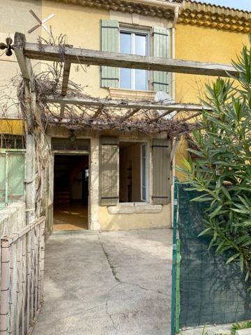 A VENDRE BARBENTANE, MAISON 88M², 2 CHAMBRES, TERRASSES, PARKING