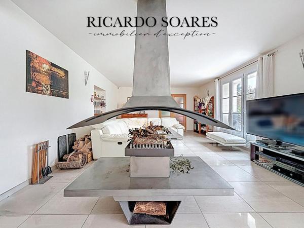 60870 VILLERS-SAINT-PAUL / LONGÈRE RÉNOVÉE / 213m² au sol / GRAND SÉJOUR 60m² / 4 CHAMBRES / TERRAIN 834m²