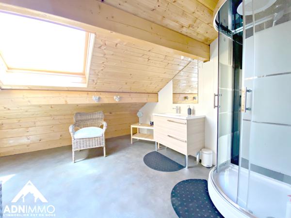 Crozet (01170) Maison 9 Pièces 200 m2