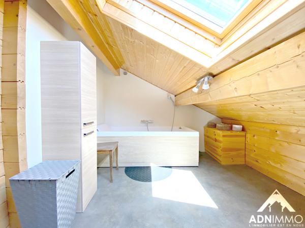 Crozet (01170) Maison 9 Pièces 200 m2