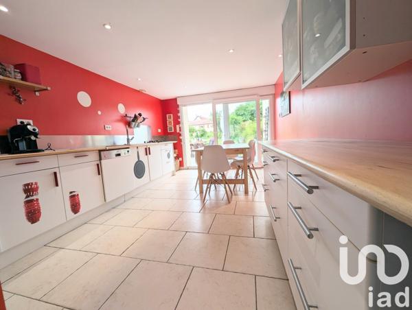 Maison de village 8 pièces de 186 m² à Sainte-Marie-aux-Chênes (57255)