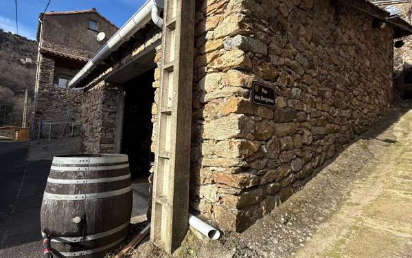 Stationnement à vendre    100 m2 Saint-Gervais-sur-Mare