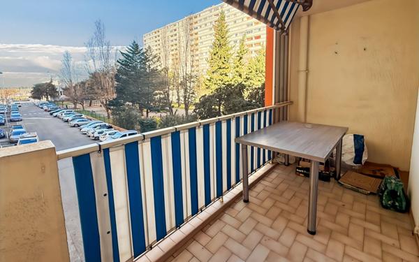 Appartement à vendre    4 pièces • 79,64 m2 Toulon